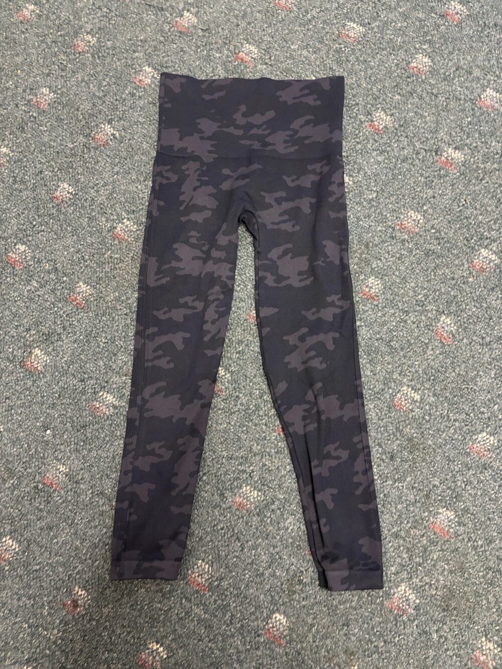 SPANX High-Waisted Camo Shapewear Leggings Moderate Compression M/M Black/Gray